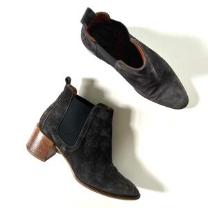 Everlane The Heel Gray Graphite Genuine Leather Suede Heeled Chelsea Ankle Boots